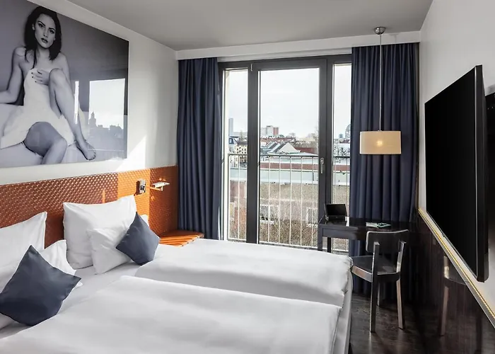 מלון Mani By Amano