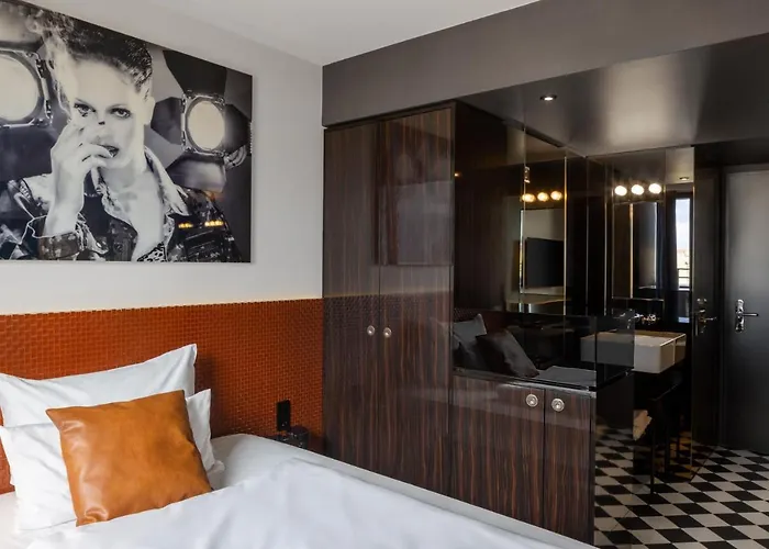 מלון Mani By Amano